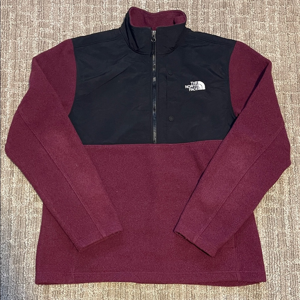 The North Face Men'’s Denali Half Zip Black Burgundy